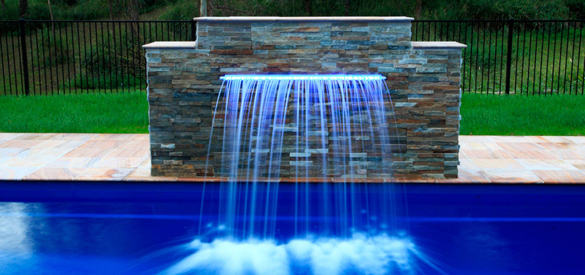 Изображение Водоспад акриловий для басейнів RGB+Контроль+Трансформатор 60х16х8х12 см